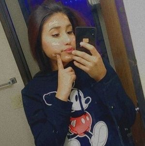 Meet your Posher, Samantha